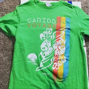 Super cute, Adult S t-shirt, great condition,